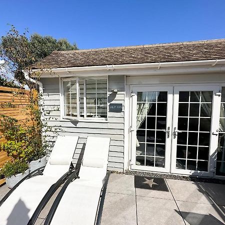 Seaside Cabin Retreat In Hayling Island Саут Хейлинг Екстериор снимка