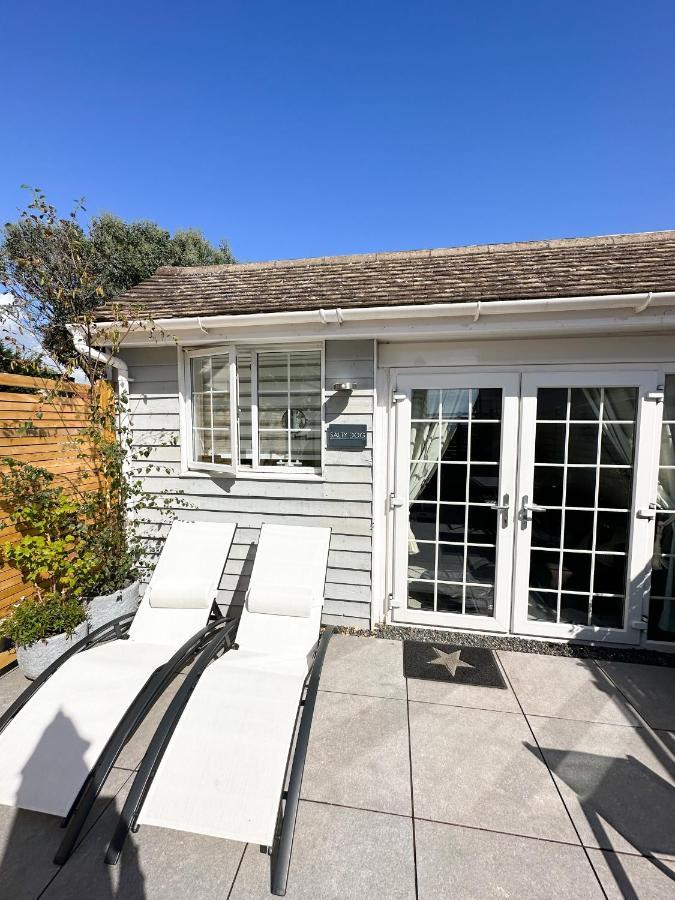 Seaside Cabin Retreat In Hayling Island Саут Хейлинг Екстериор снимка