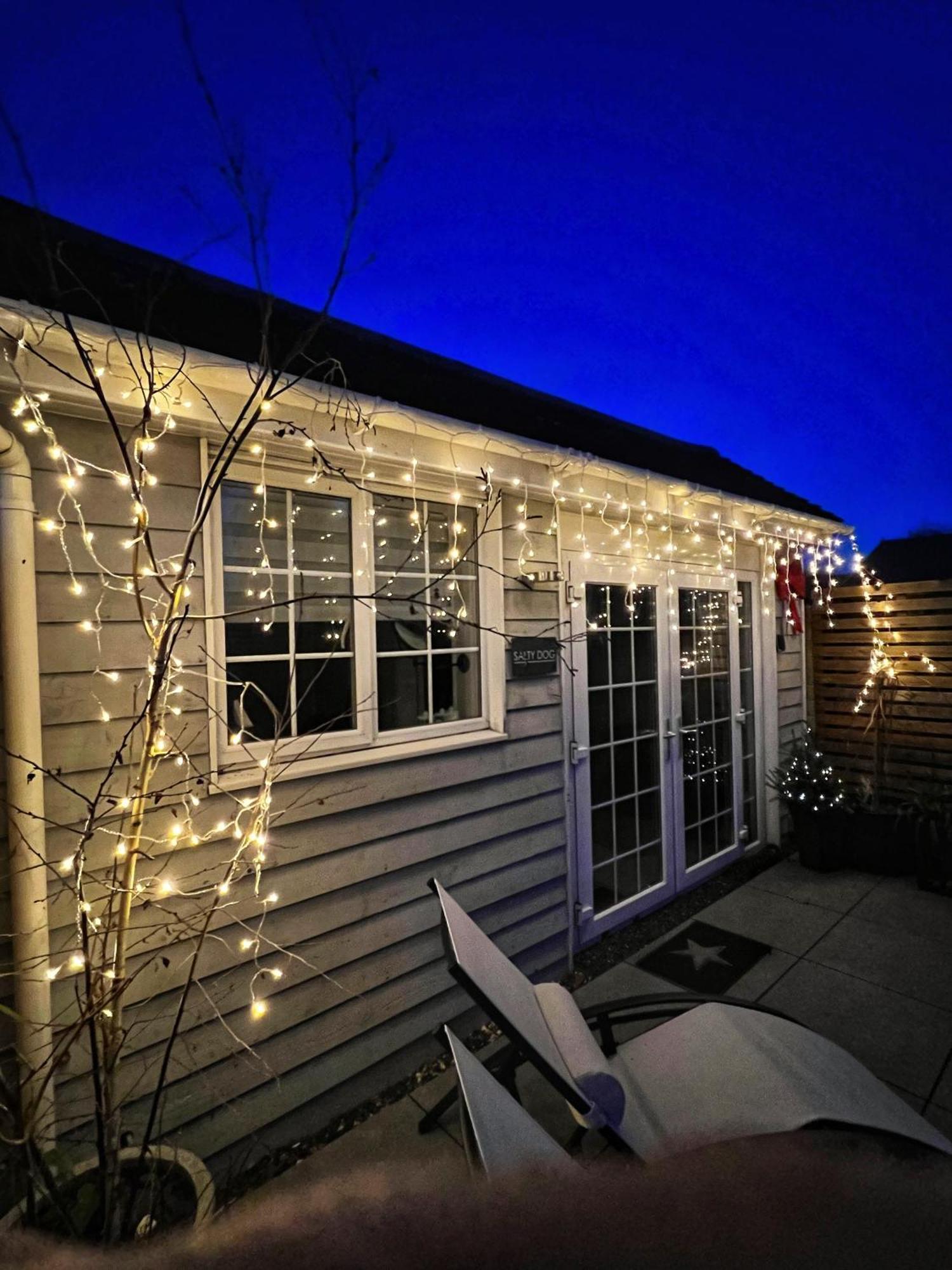 Seaside Cabin Retreat In Hayling Island Саут Хейлинг Екстериор снимка